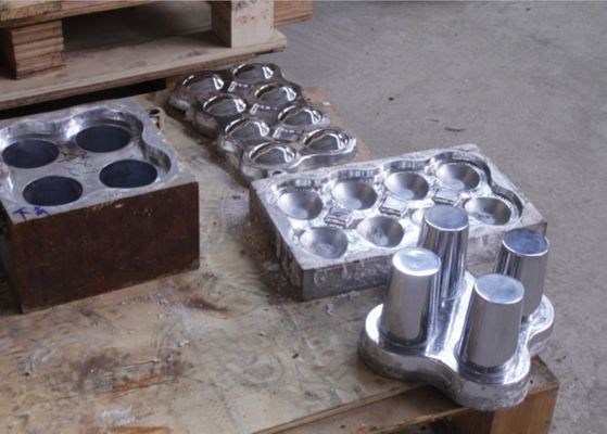 압축 주문형 멜라민 식기류는 다중 공동<空洞>을 본뜹니다