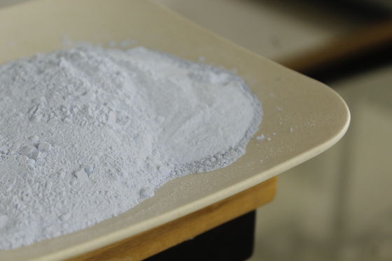 멜라민은 분유 반대 스크래치를 본뜨는 우레아 포름알데히드를 접시에 담습니다