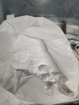 본뜨는 향기가 없는 MF는 99.8% 순도 멜라민 수지 제조사들을 가루로 만듭니다