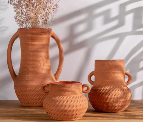 넓은 입의 세라믹 꽃배지 장식