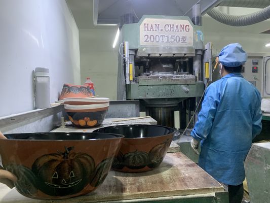 고압 식탁용품 식탁용품 멜라민 압축 기계