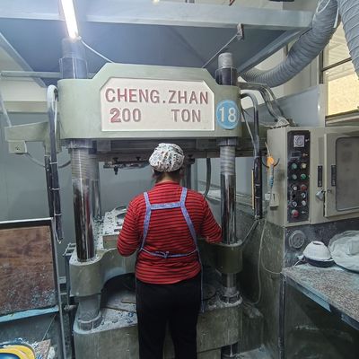 우수한 멜라민 저녁식사 세트를위한 유레아 포말데히드 폼핑 화합물